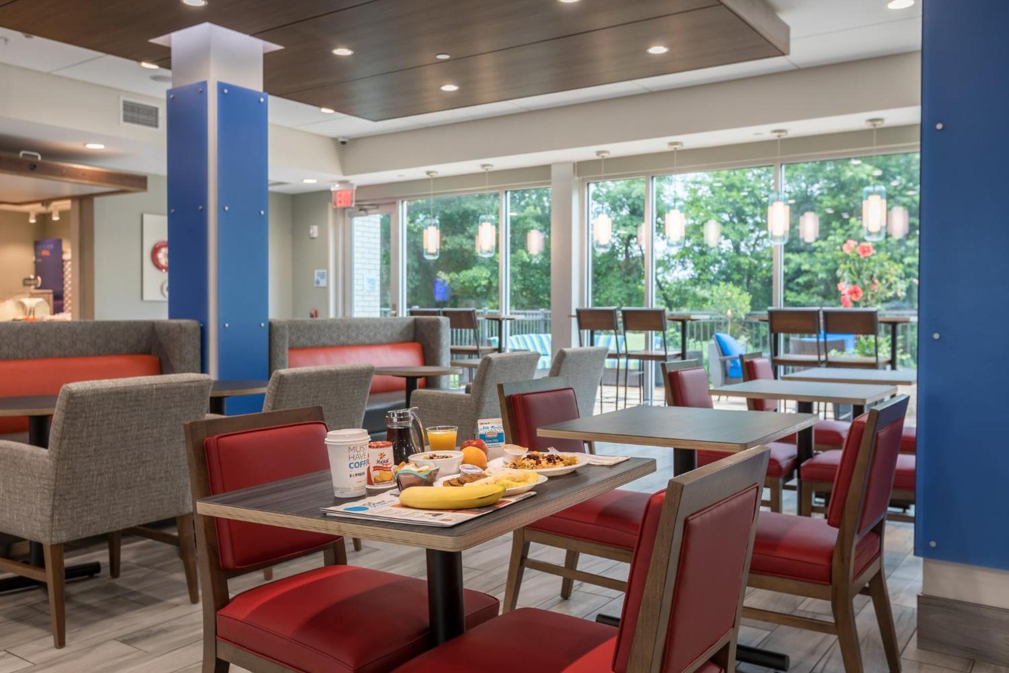 Holiday Inn Express & Suites - Rock Hill By Ihg Екстер'єр фото